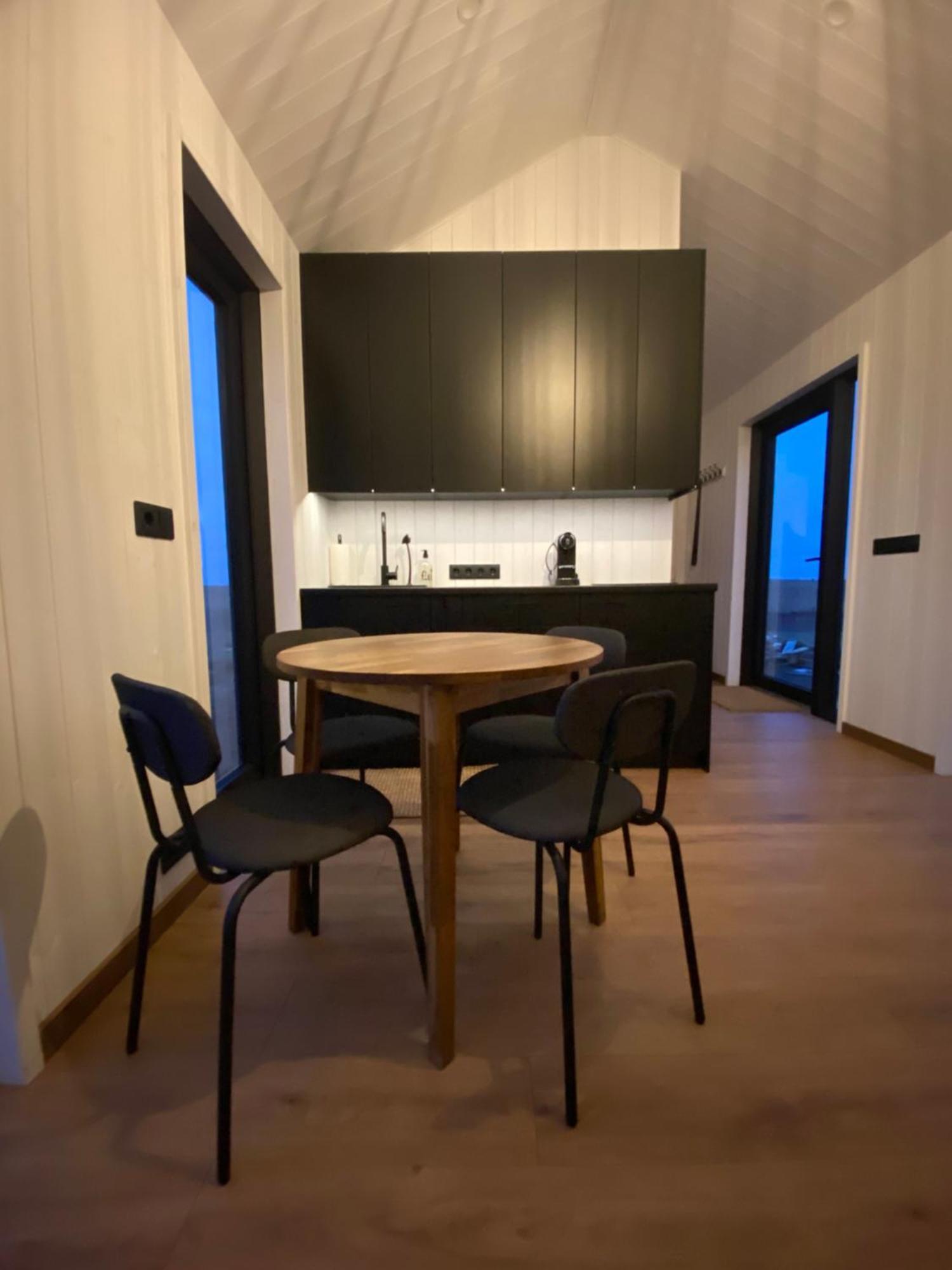 Hamar - Puffin Cottages & Rooms 霍尔斯沃德吕尔 外观 照片